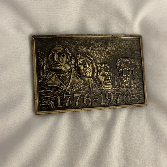 1975 Lewis Buckle Co Bicentennial Belt Buckle - Picture 2 of 5